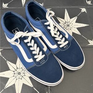 Vans Men's Navy and White Sneakers